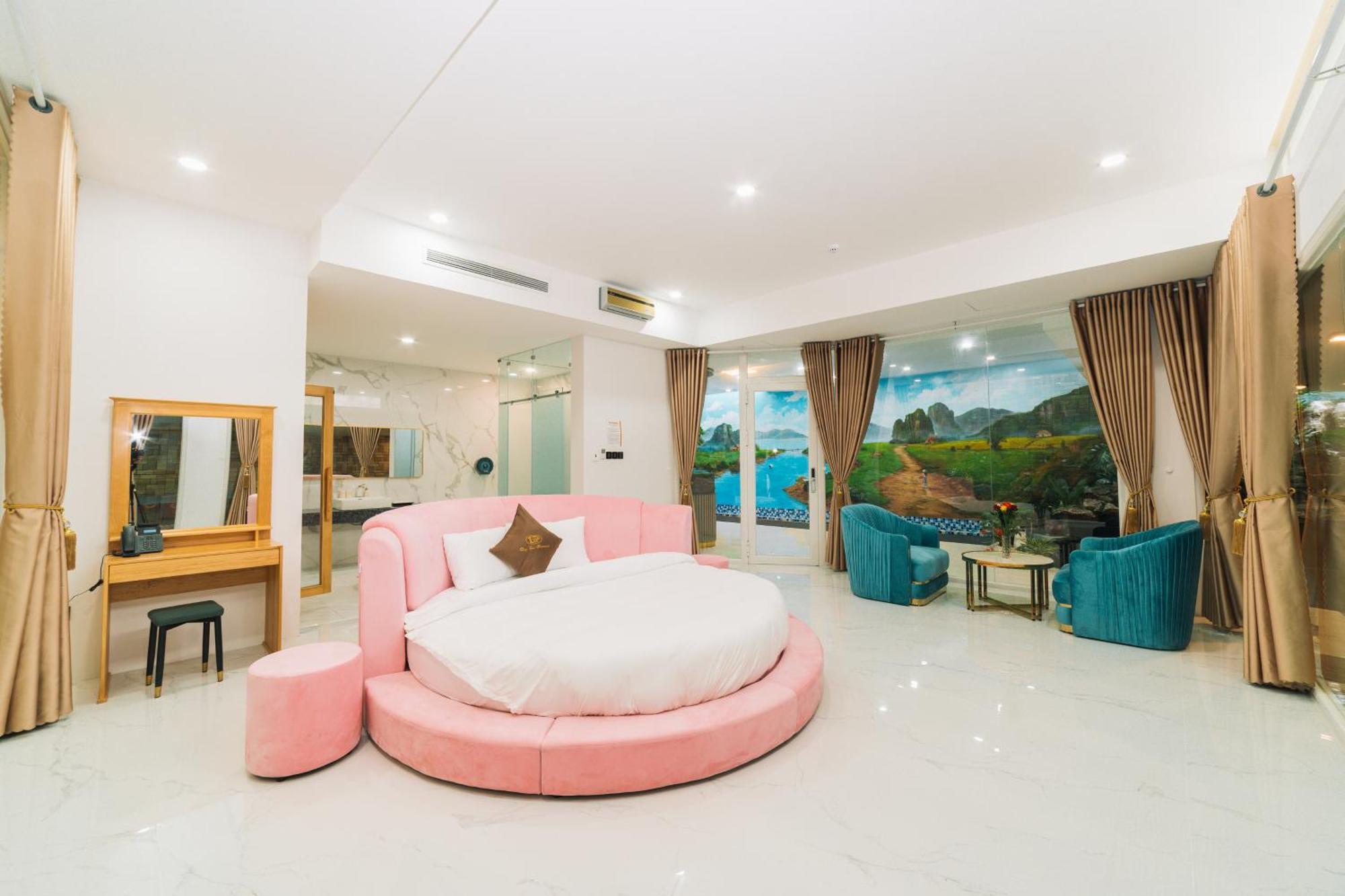 Quy Tai Premium Hotel Da Lat Exterior photo
